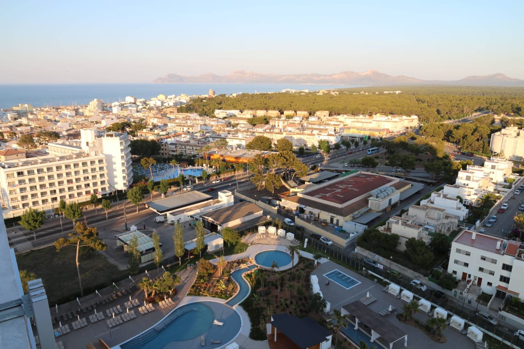 Pool BG Tonga Tower Design Hotel & Suites