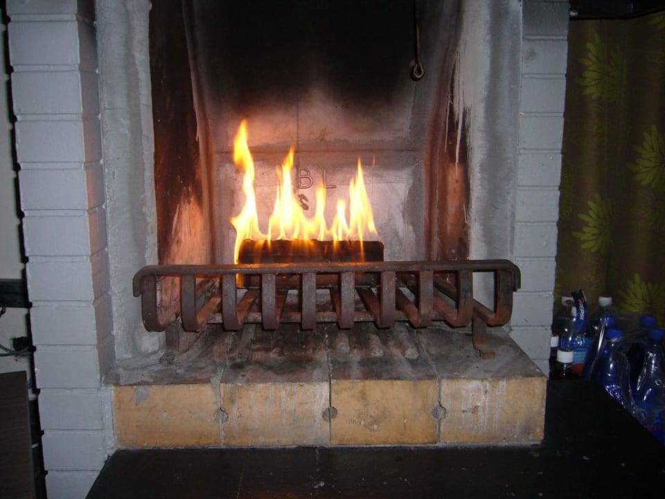 Kamin im Wohnzimmer Center Parcs Park De Haan