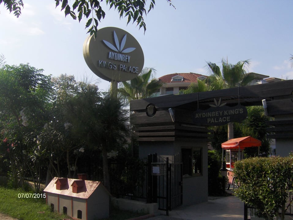 Eingang vom Strand Aydinbey Kings Palace & Spa