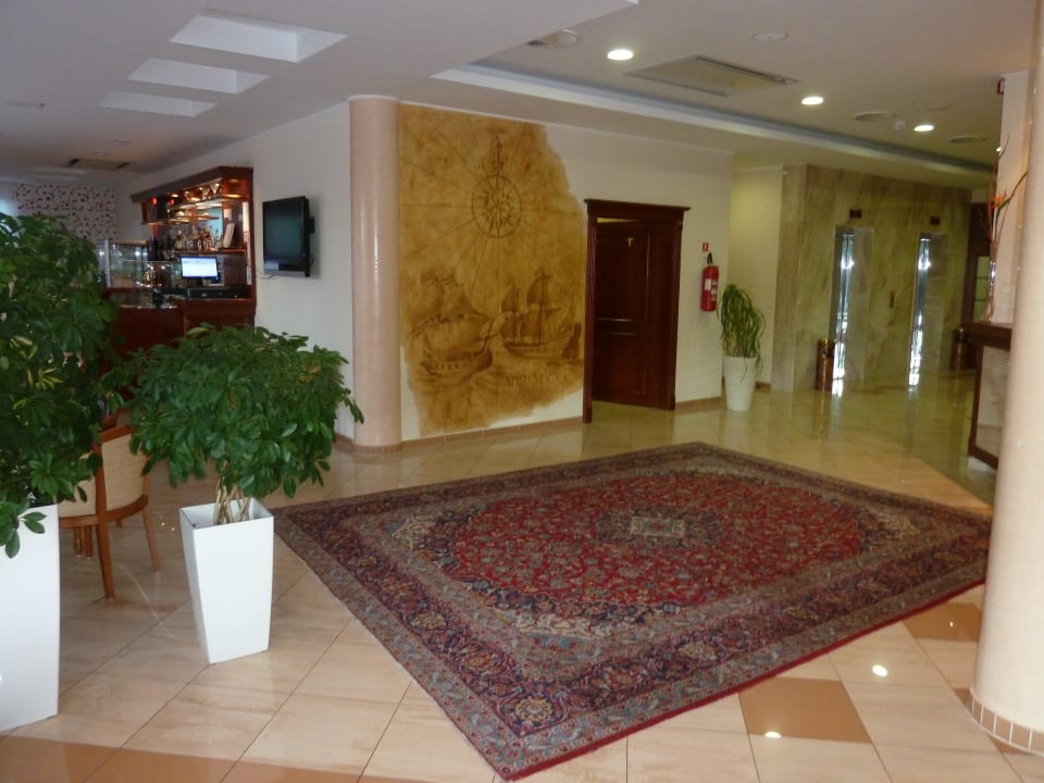Lobby Hotel Bella Vista