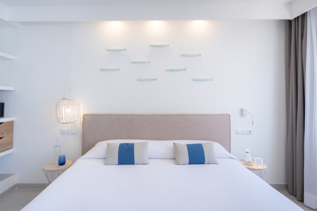 Zimmer FERGUS Style Carema Beach