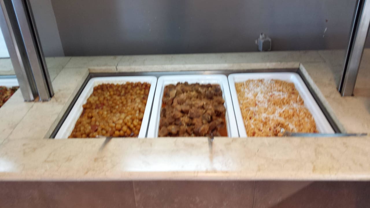 Essen Ammon Zeus Luxury Beach Hotel