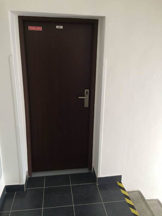 Vchod do izby Penzión Sport