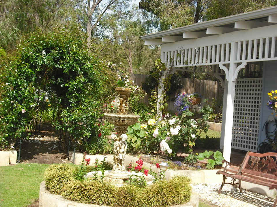 Vorgarten B&B Newberry Manor