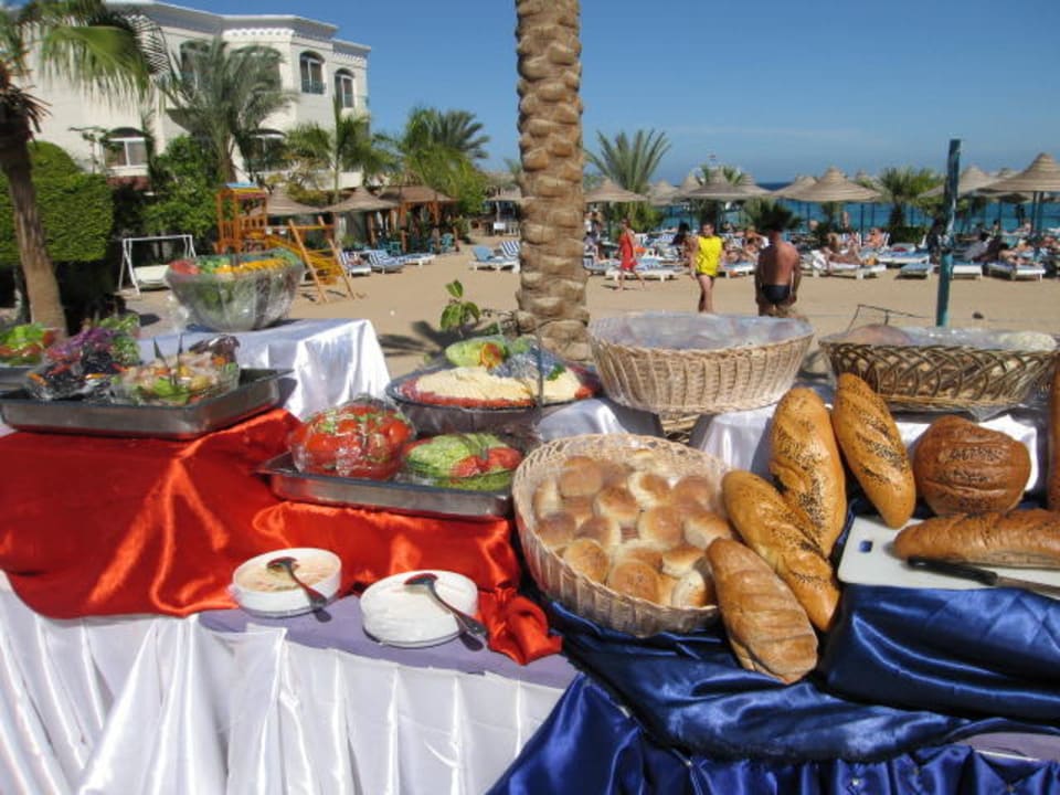 Abendbuffet draußen Bella Vista Resort Hurghada
