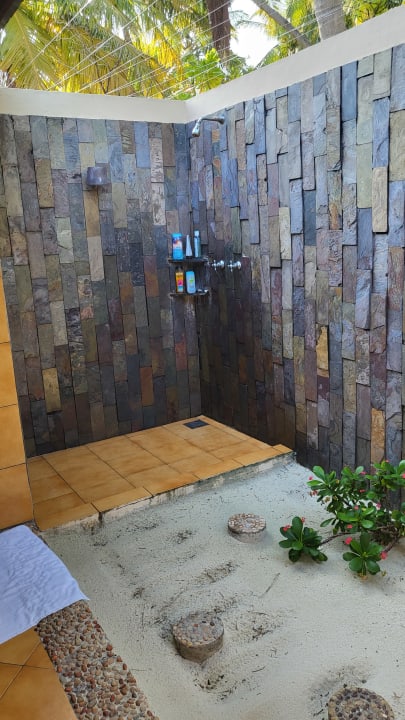 Zimmer Filitheyo Island Resort