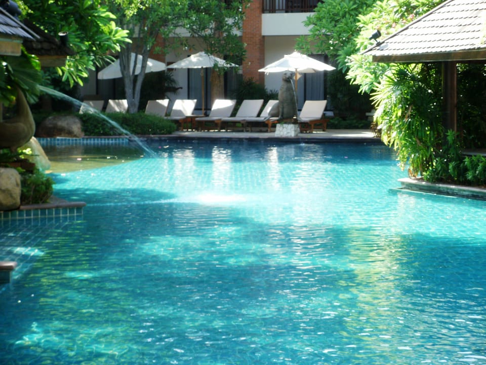 Früh am Morgen war es Woodlands Hotel & Resort