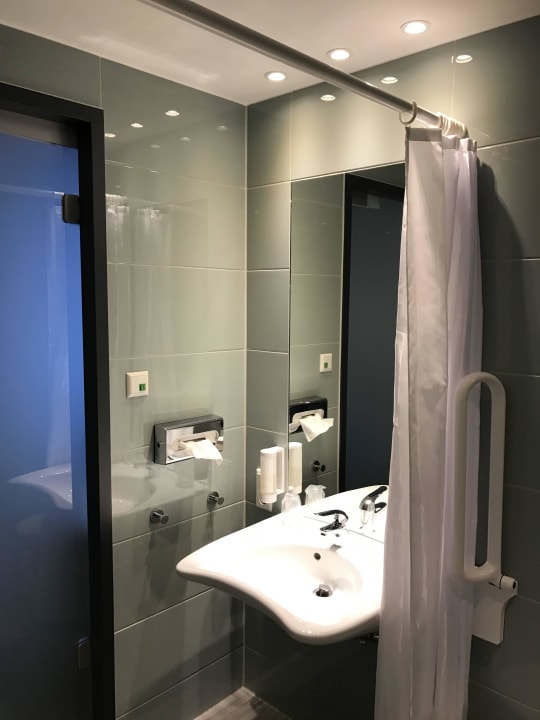 Bad Super 8 by Wyndham Munich City West