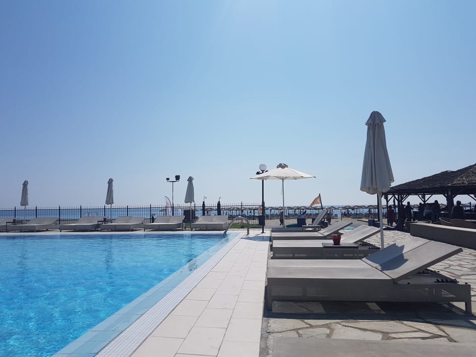 Pool Hotel Dion Palace Resort and Spa