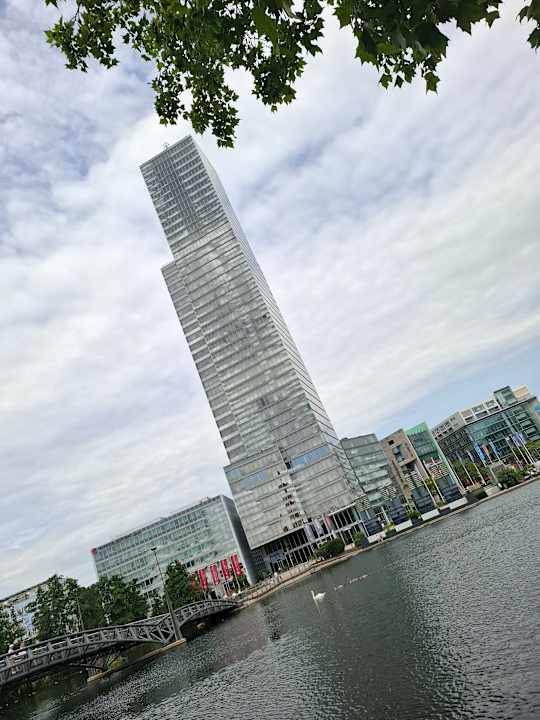 Außenansicht NH Collection Köln Mediapark