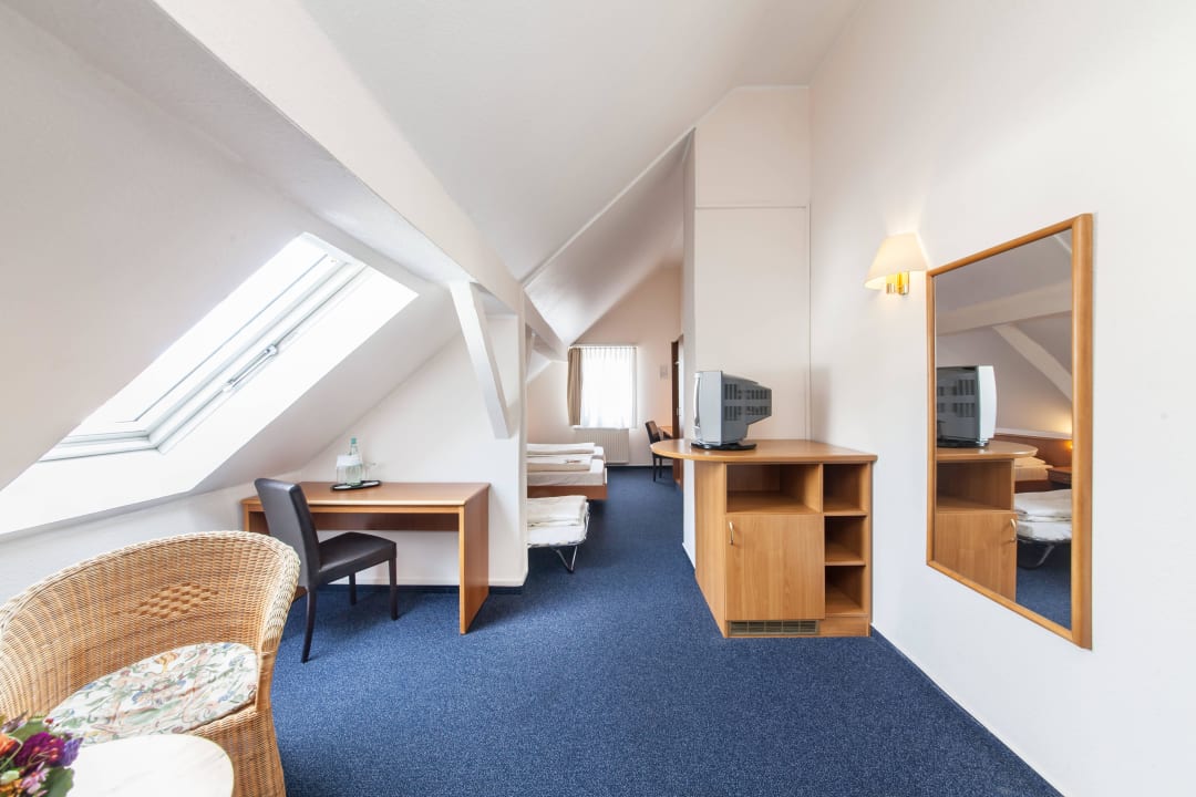 Dreibettzimmer Hotel Antares