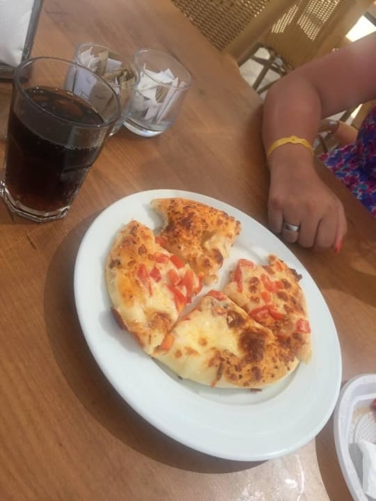 Pizza  LRS Port River Hotel & Spa