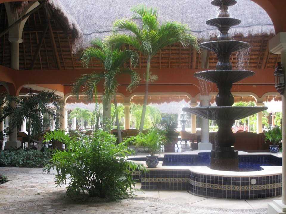 Lobby Colonial Grand Palladium Select White Sand Resort & Spa