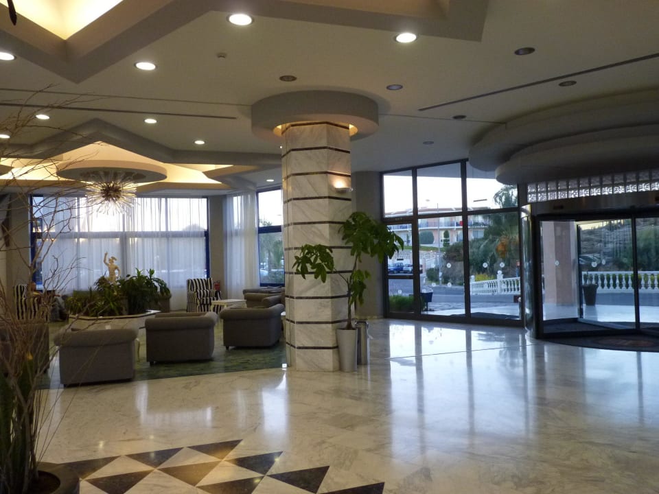 Eingang mit Sitzecke Rodos Princess Beach Hotel & Spa