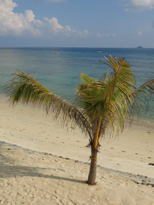 Strand vor der Lobby Tunamaya Resort