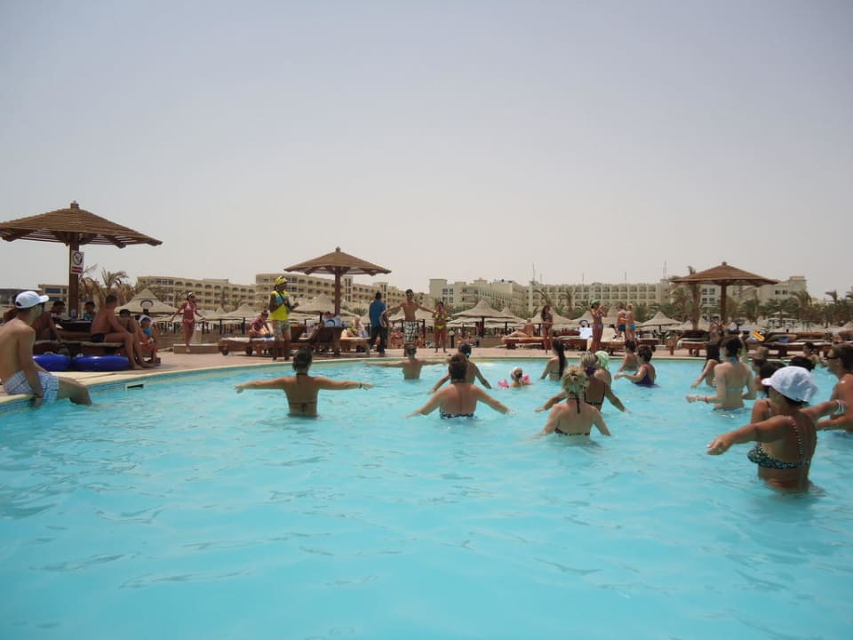 Aerobik Riviera Aqua Park Resort