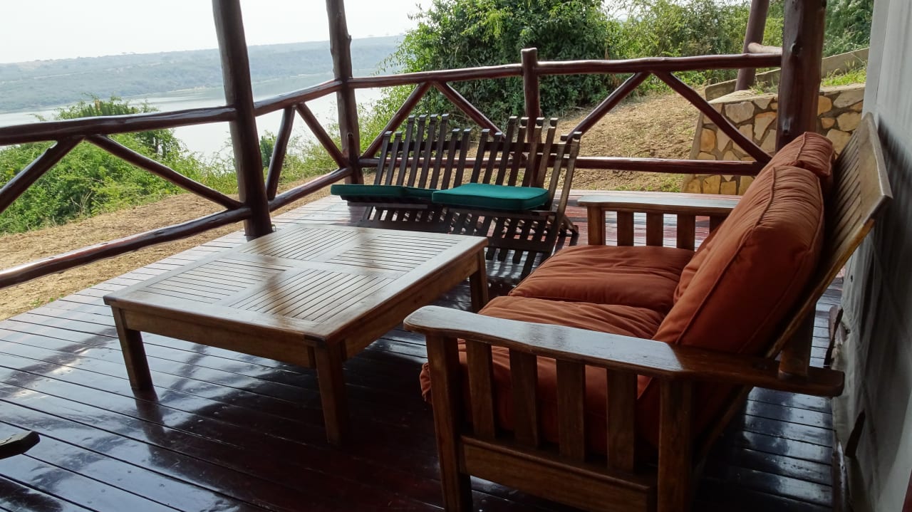 Zimmer Mweya Safari Lodge