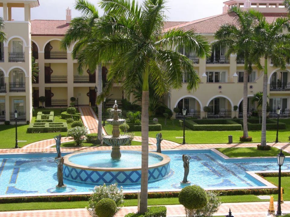 Innenhof Hotel Riu Palace Mexico