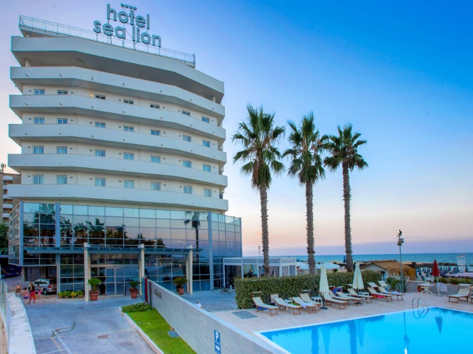 Außenansicht Hotel Sea Lion