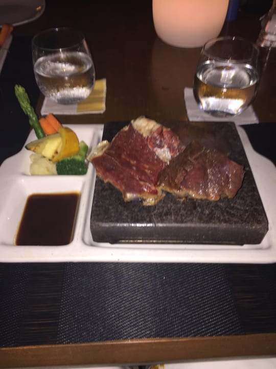 Hot Rock - eine Katastrophe! Meeru Maldives Resort Island