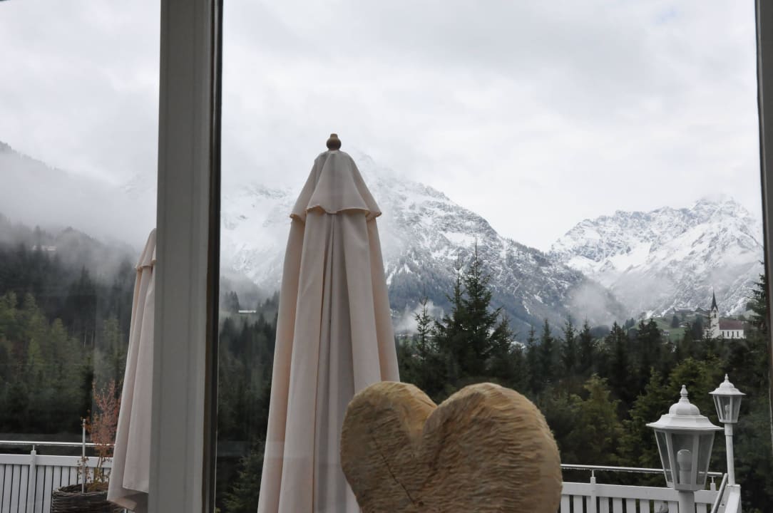 Ausblick vom Restaurant Verwöhn- und Wellnesshotel Walserhof