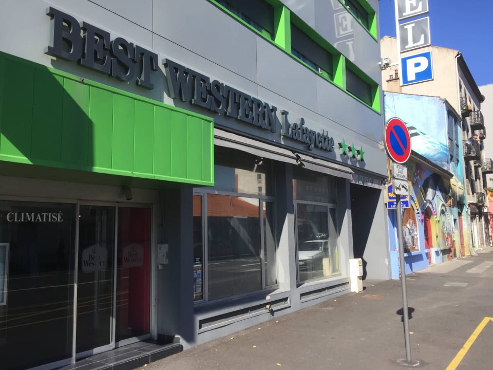 Eingang Hotel Lafayette