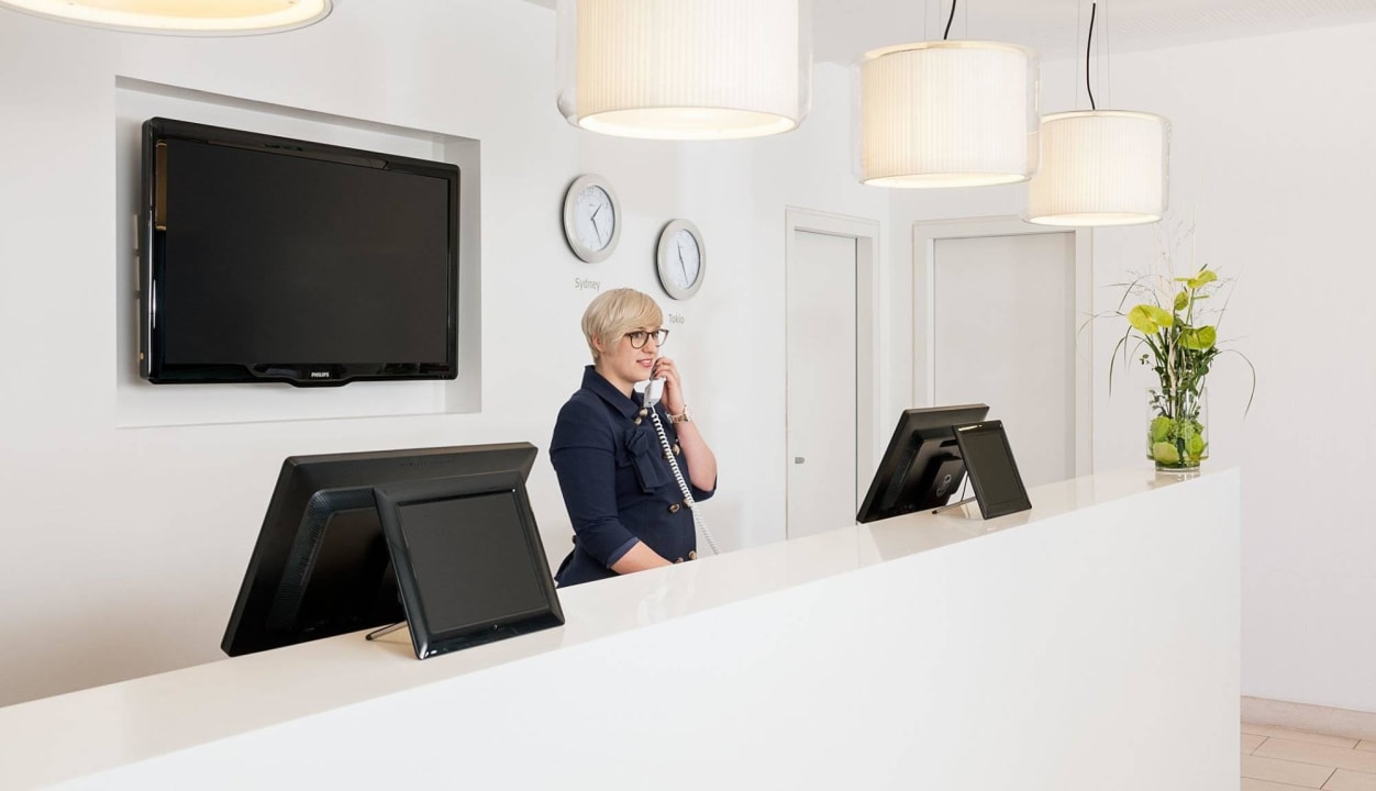 Reception Hotel NH Frankfurt Messe