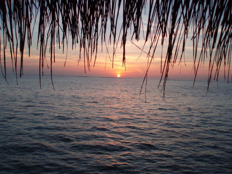 Sonnenaufgang in der Ocean Villa Adaaran Select Hudhuran Fushi - Premium All Inclusive