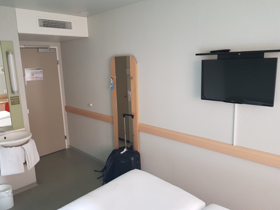 Zimmer ibis budget Zürich Airport