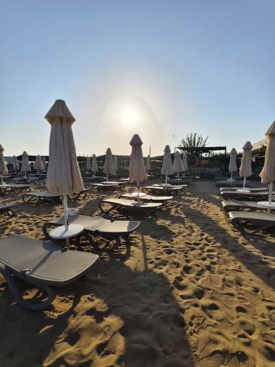 Strand Commodore Elite Suites & Spa - Adults only