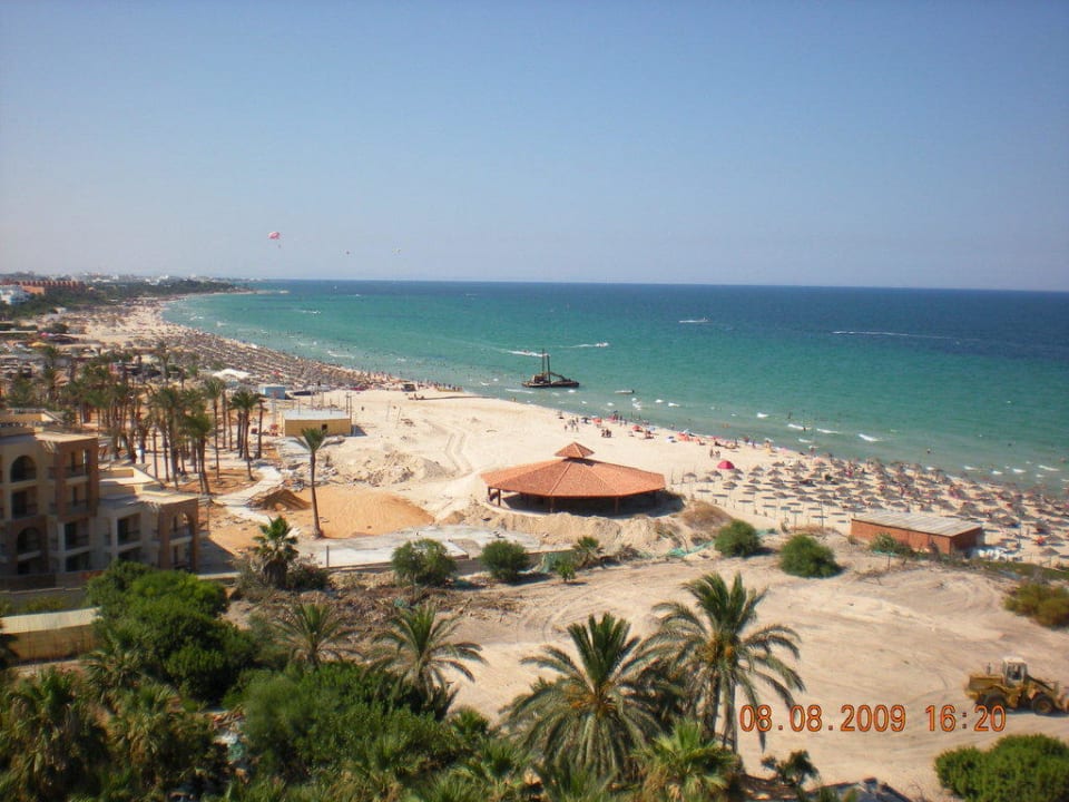 Plaża obok Riadh Palms Riadh Palms Resort & Spa