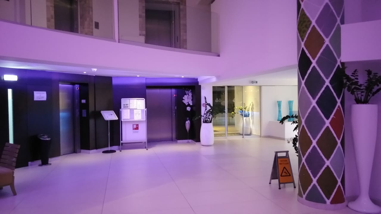 Lobby Limanaki Beach Hotel