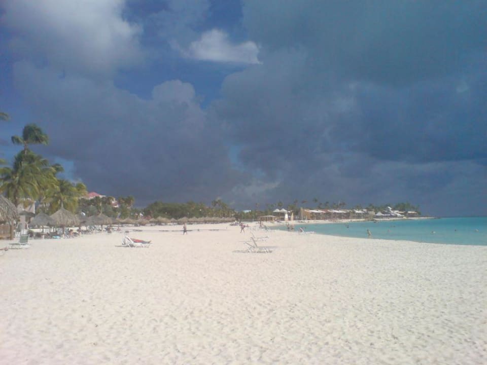 Vor dem Tropensturm "Fay" Divi Aruba All Inclusive