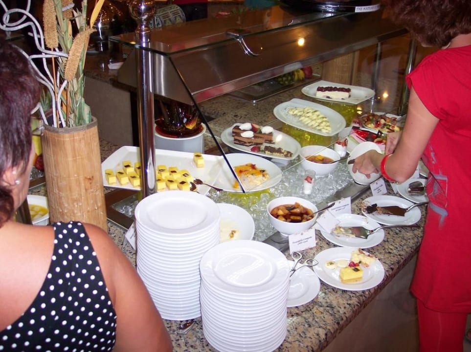 Nachspeisenbuffet Miramar Al Aqah Beach Resort