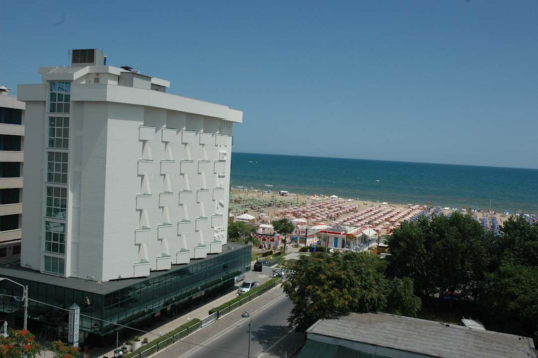 Hotel Regina Rimini Vacanze Rimini Urlaub  Hotel Regina