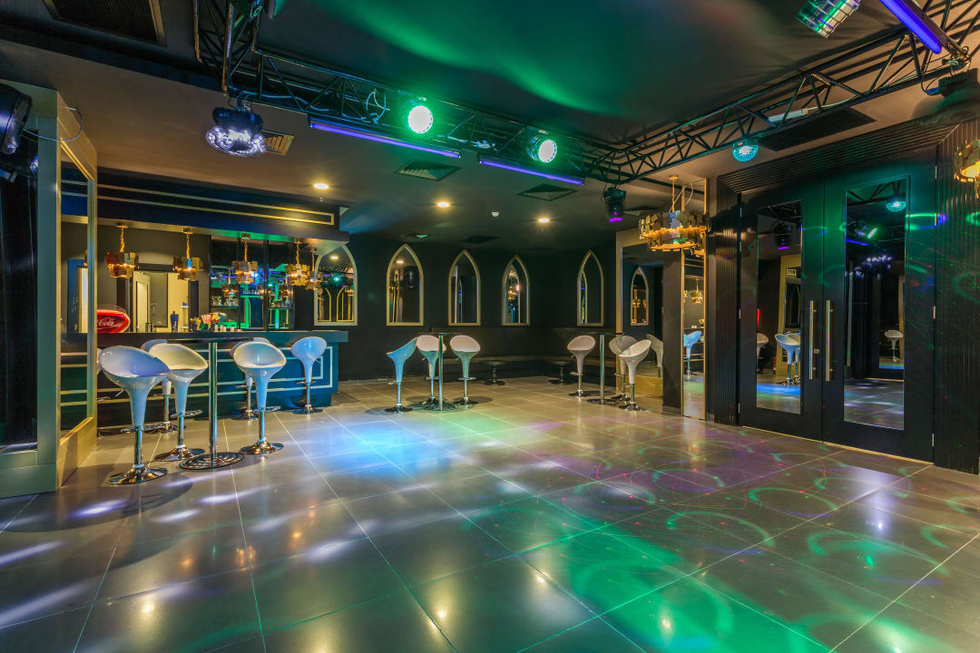 Disco Mary Hotel Side