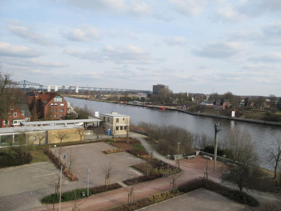 Ausblick zum Nord-Ostsee-Kanal Hotel Conventgarten