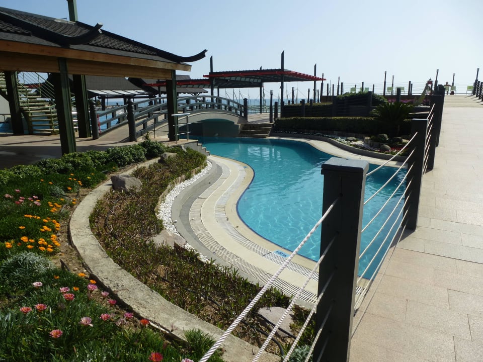 Weg zum Meer Limak Lara Deluxe Hotel & Resort