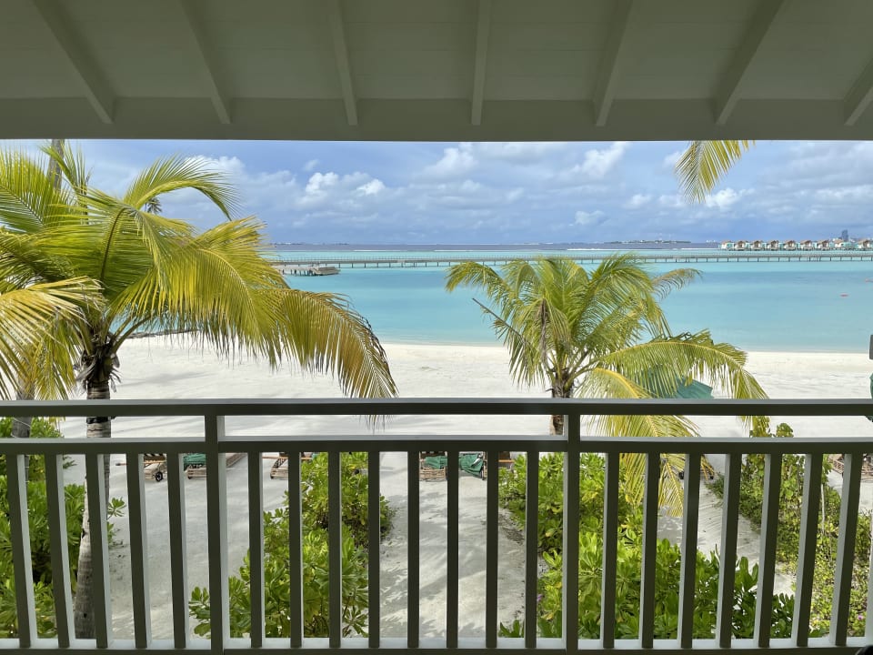 Zimmer SAii Lagoon Maldives, Curio Collection by Hilton