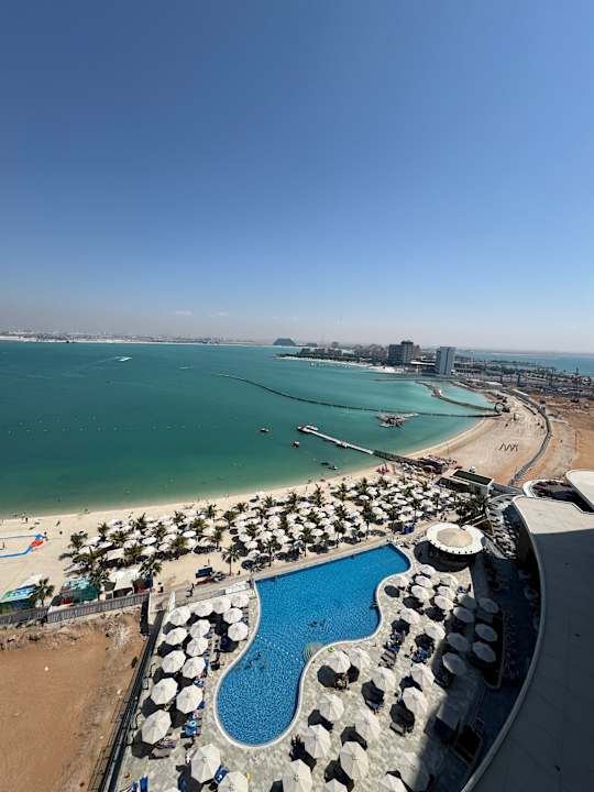 Pool Hampton by Hilton Marjan Island