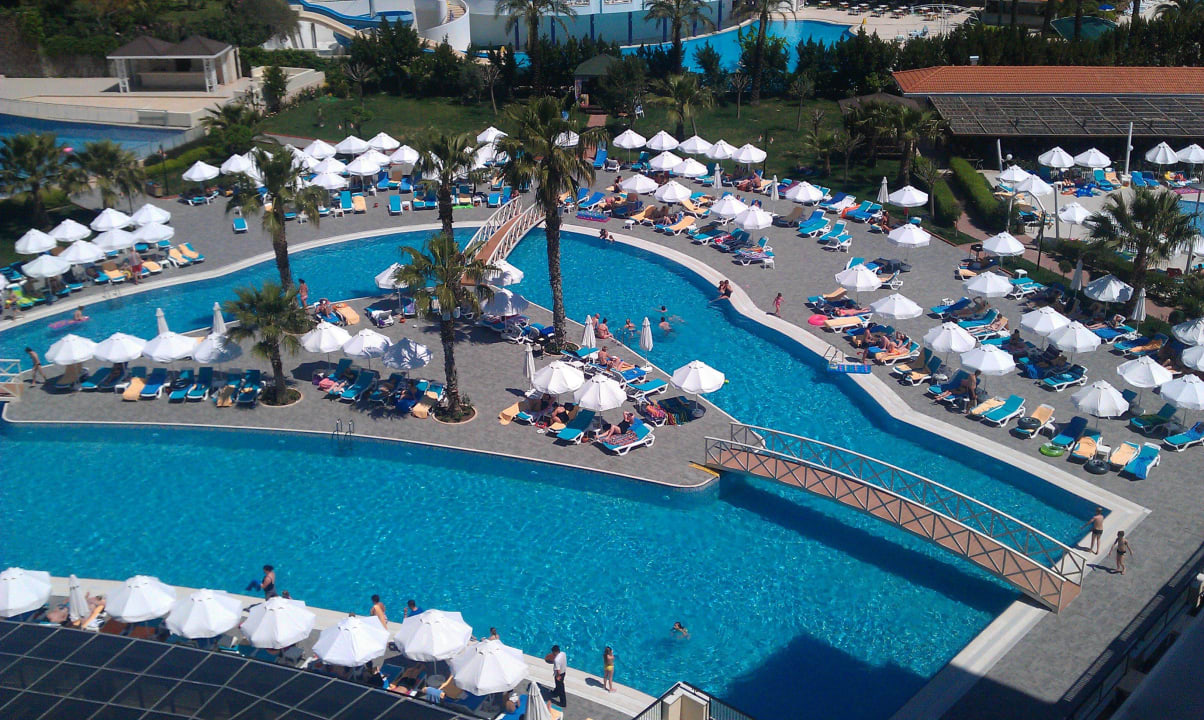 Pool Side Mare Resort & Spa