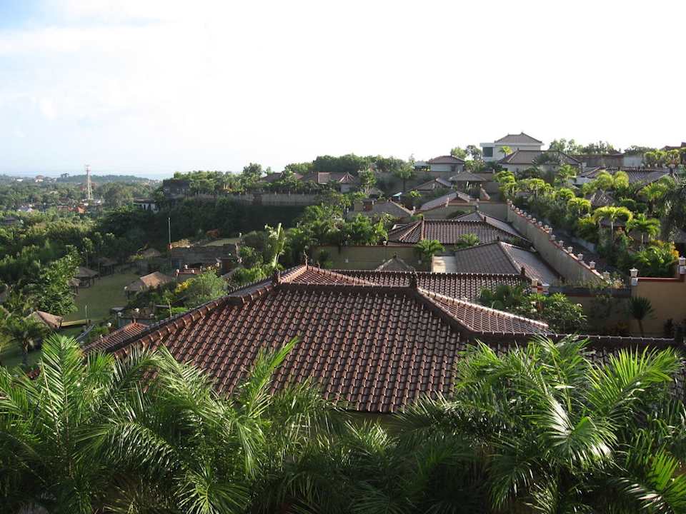 Blick vom Restaurant Hotel The Beverly Hills Bali
