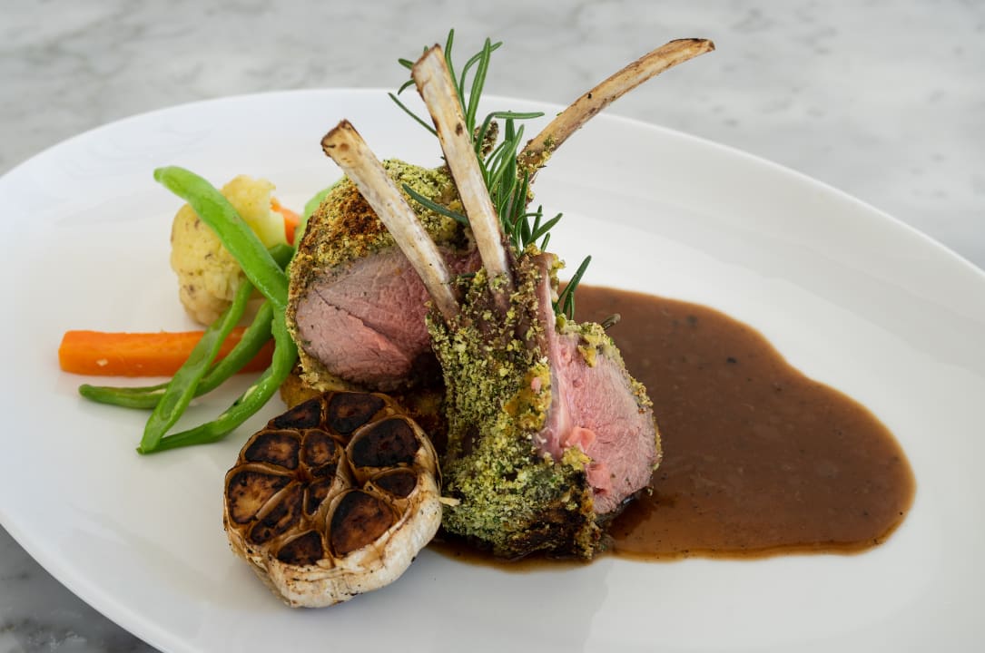 Gastro Wyndham Sundancer Resort Lombok