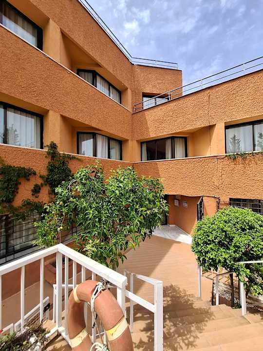 Außenansicht Hotel Porcel Alixares