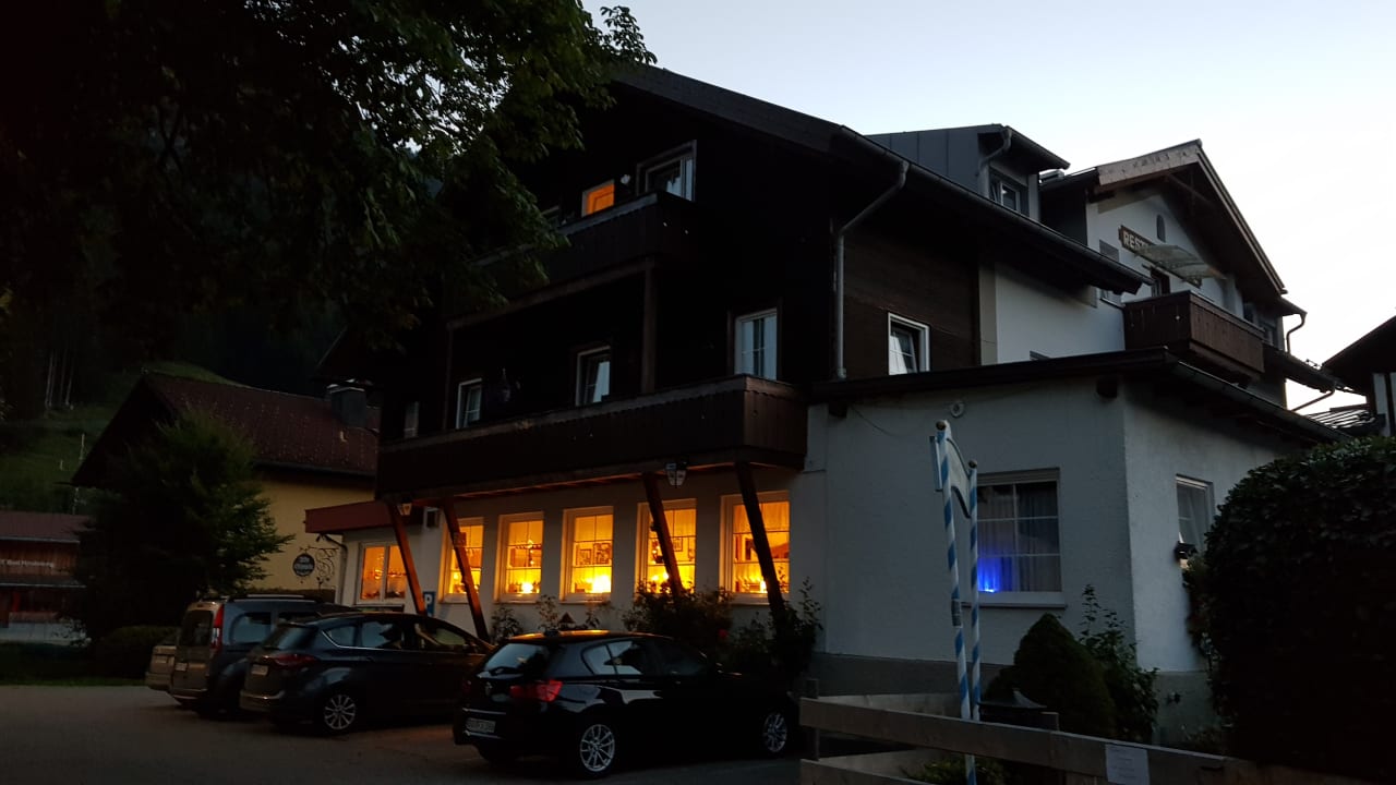 Außenansicht Pension Alte Schmiede am Nordpol