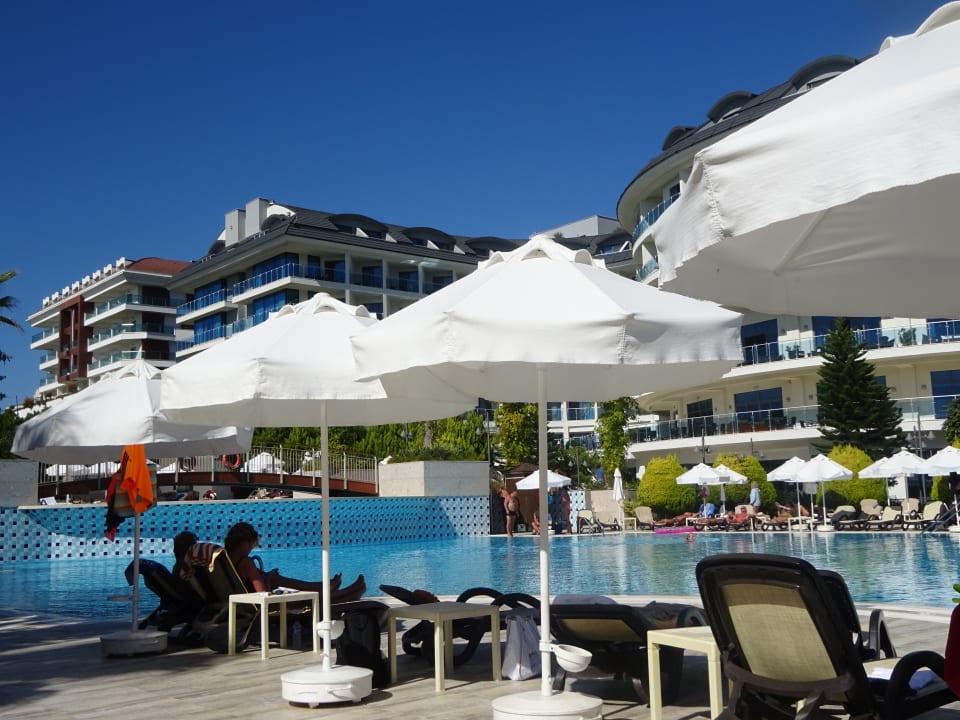 Außenansicht Commodore Elite Suites & Spa - Adults only