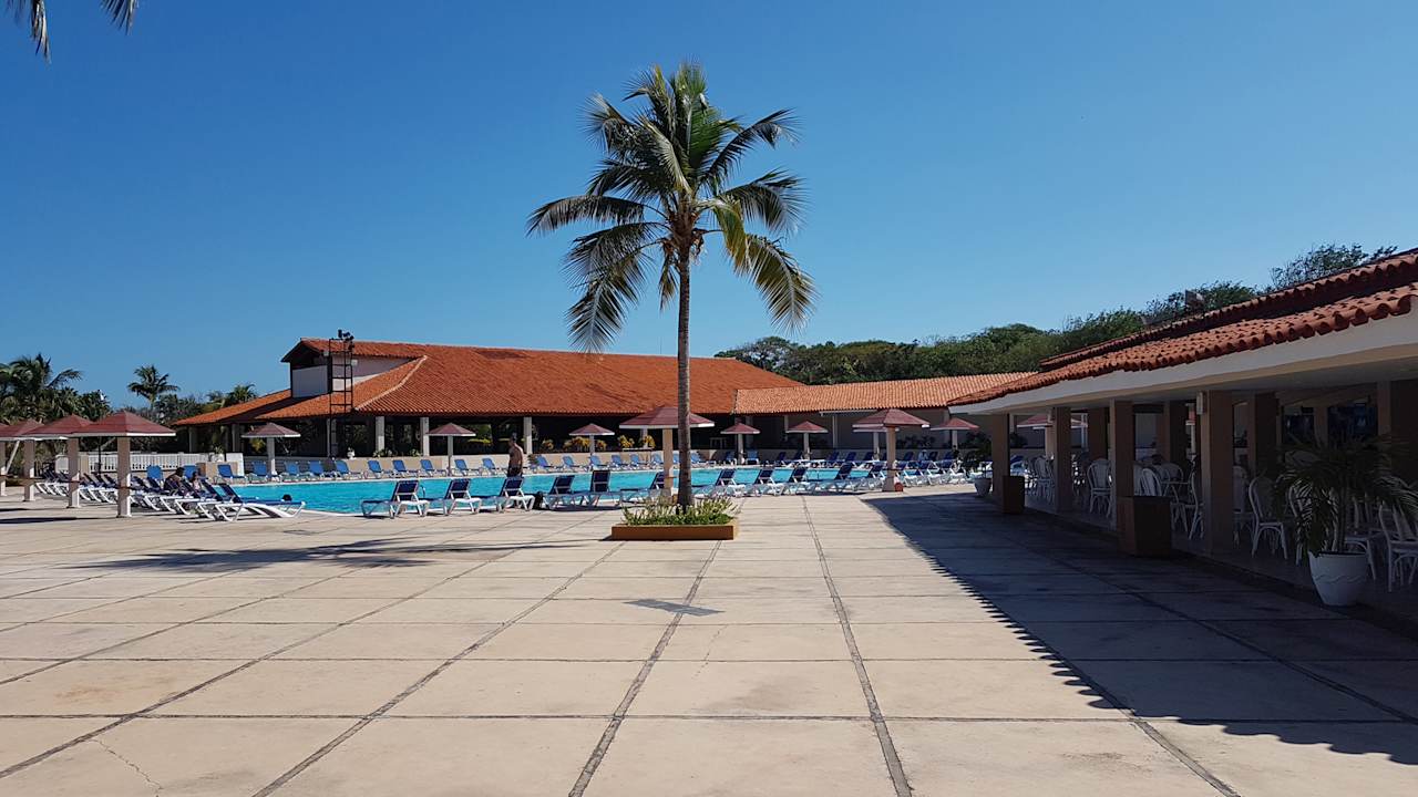 Pool Sirenis Tropical Varadero