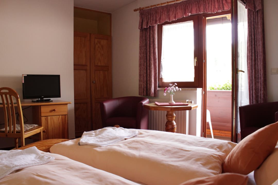 DZ Standard mit Balkon Landhotel Gasthof Zwota