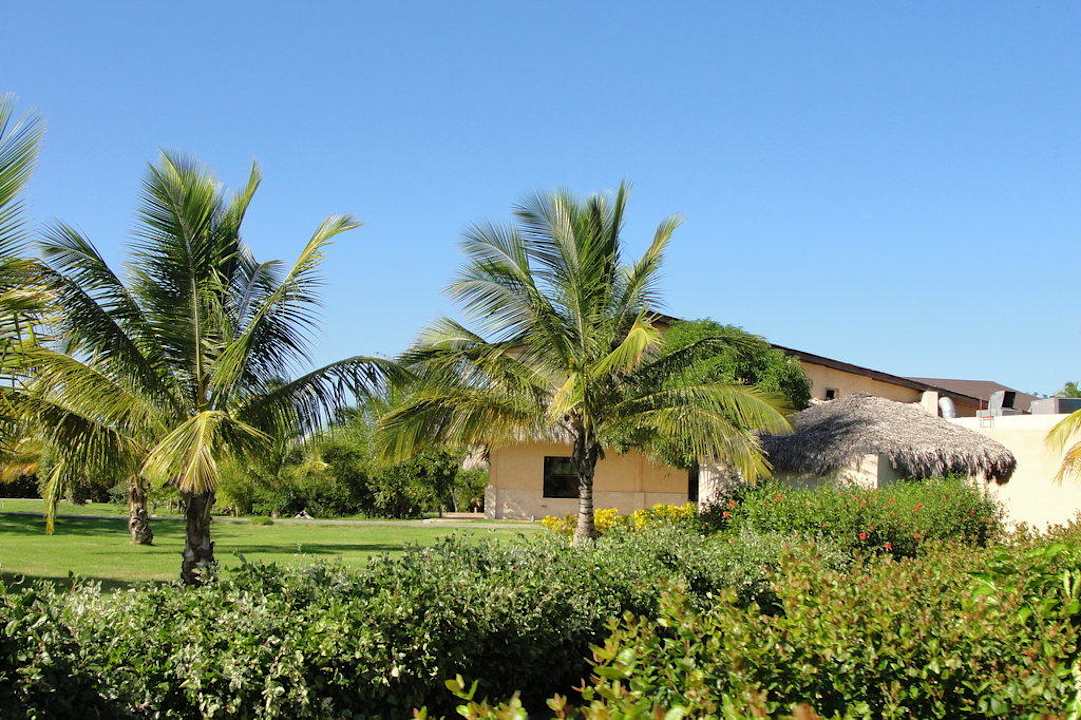 Schöne Anlage Grand Sirenis Punta Cana Resort & Aquagames
