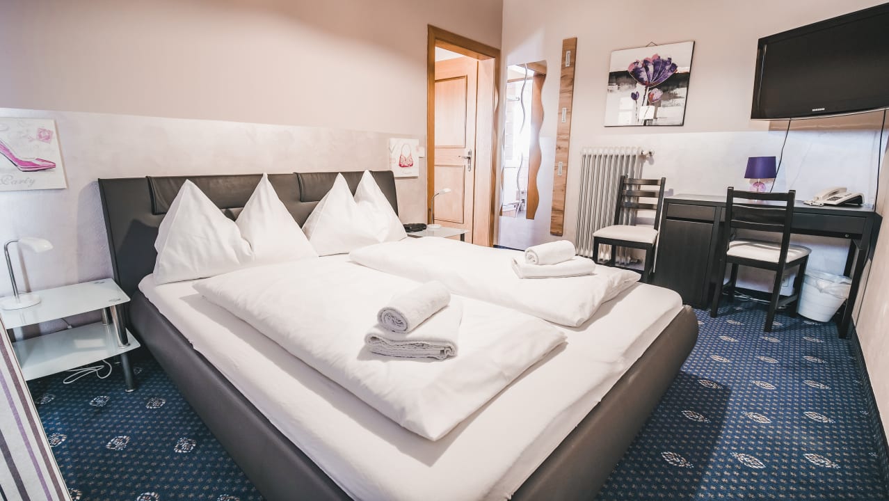 Zimmer Kärntnerhof Velden by S4Y